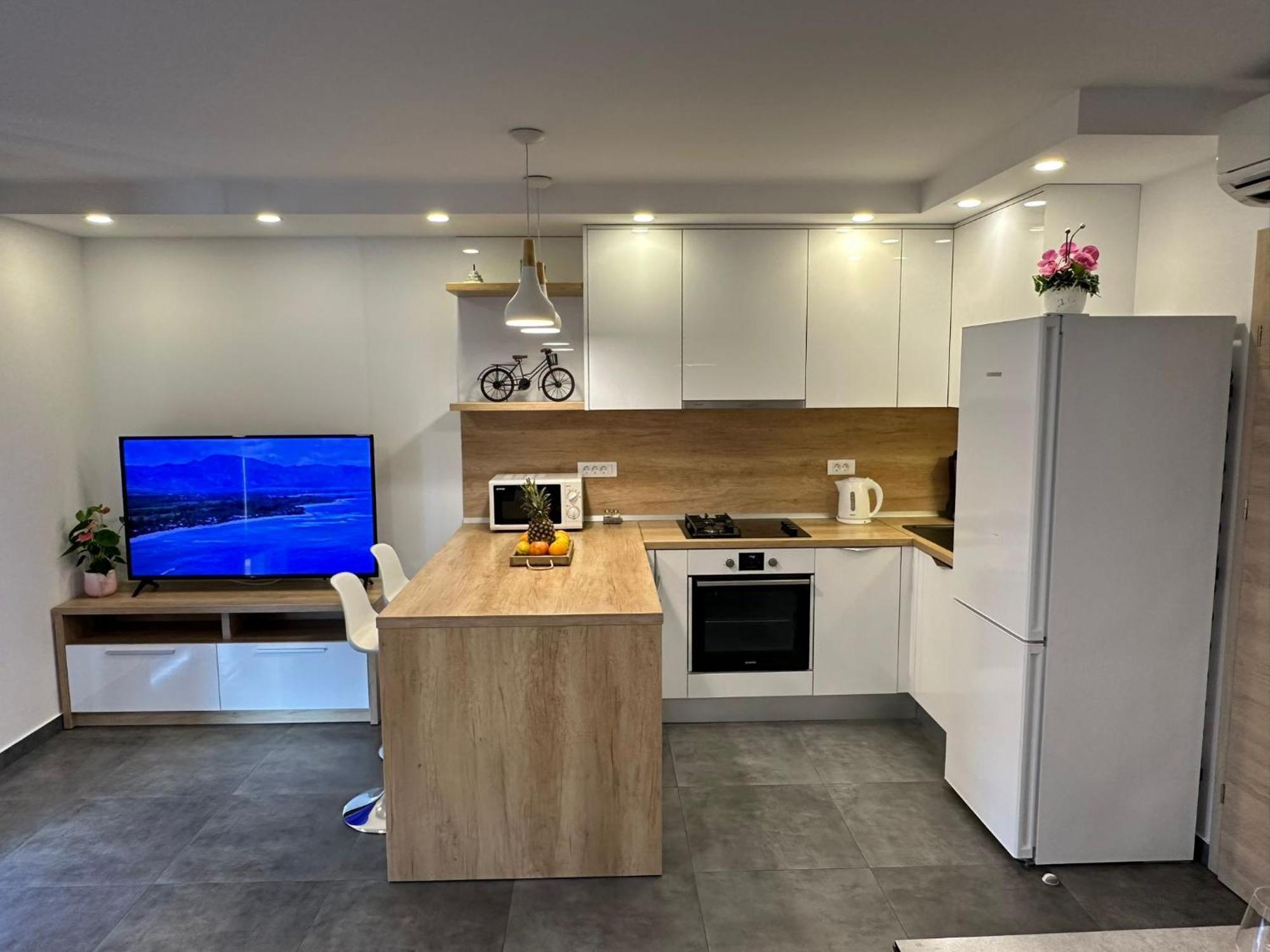 Apartment Ante Brela Luaran gambar