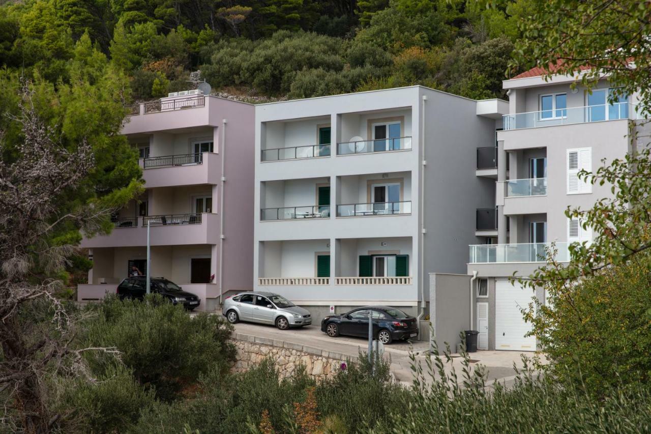 Apartment Ante Brela Luaran gambar